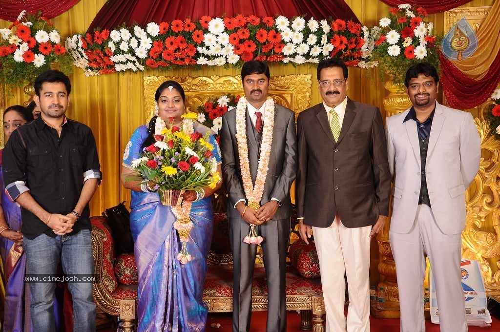 Producer Anbalaya Prabhakaran Daughter Wedding - 20 / 26 photos