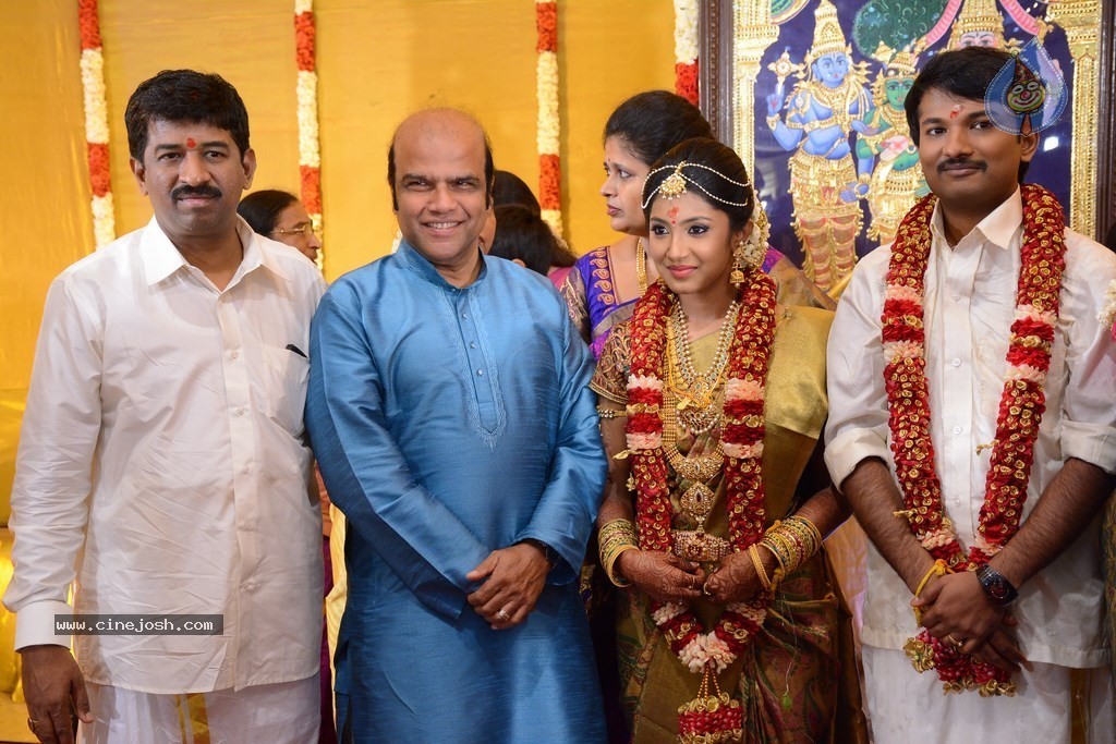 Raj TV Family Marriage Photos - 4 / 31 photos