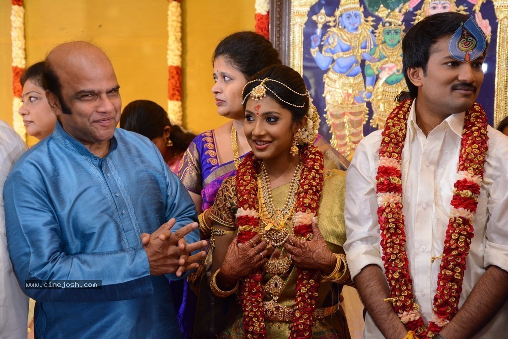 Raj TV Family Marriage Photos - 12 / 31 photos