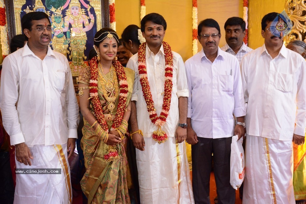 Raj TV Family Marriage Photos - 17 / 31 photos