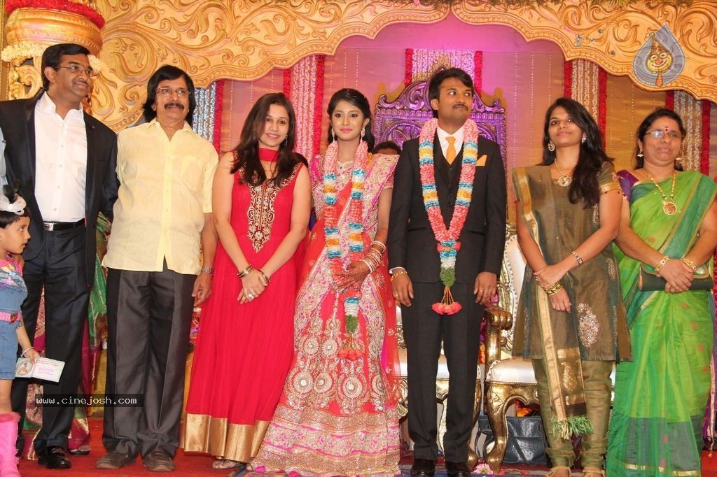 Raj TV MD Daughter Marriage Reception - 14 / 53 photos