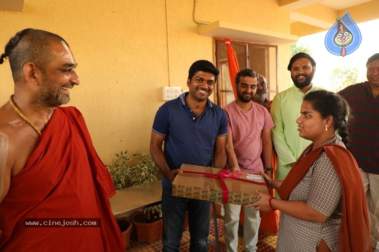 Raja The Great Team Donated Laptops to the Blind Children - 15 / 21 photos