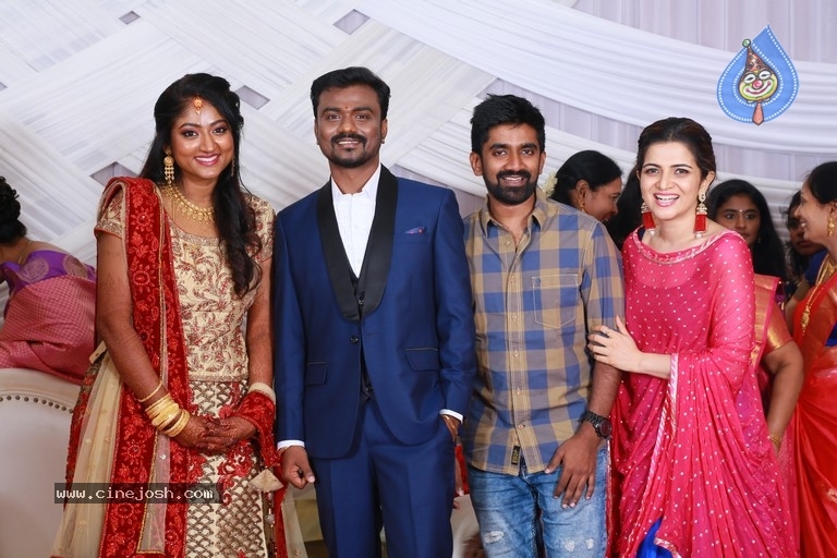 Rajkumar Periasamy And Jaswini Wedding Reception Photos - 1 / 14 photos