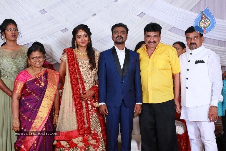 Rajkumar Periasamy And Jaswini Wedding Reception Photos - 13 / 14 photos