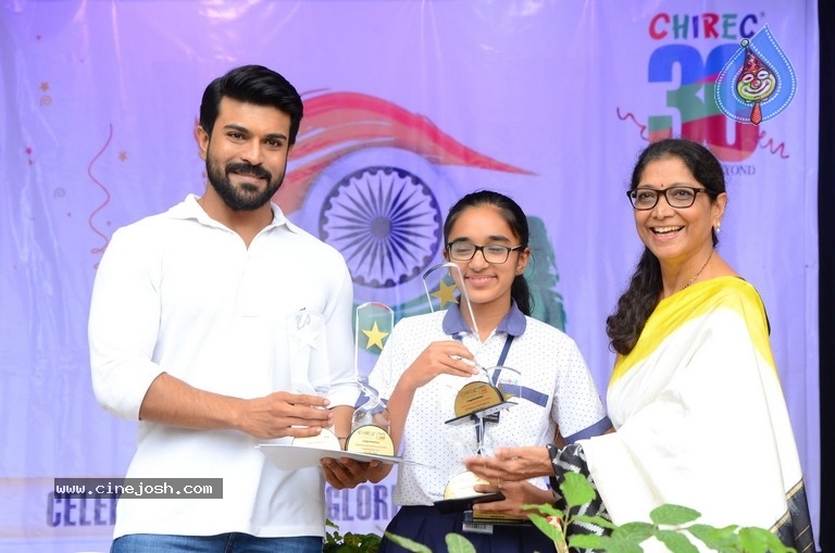 Ram Charan Celebrates Independence Day In Chirec School - 21 / 60 photos