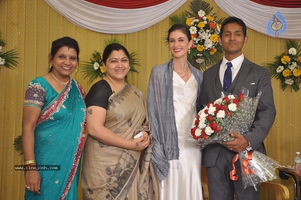 Reporter Anupama Subramanian Son Wedding Reception  - 21 / 107 photos