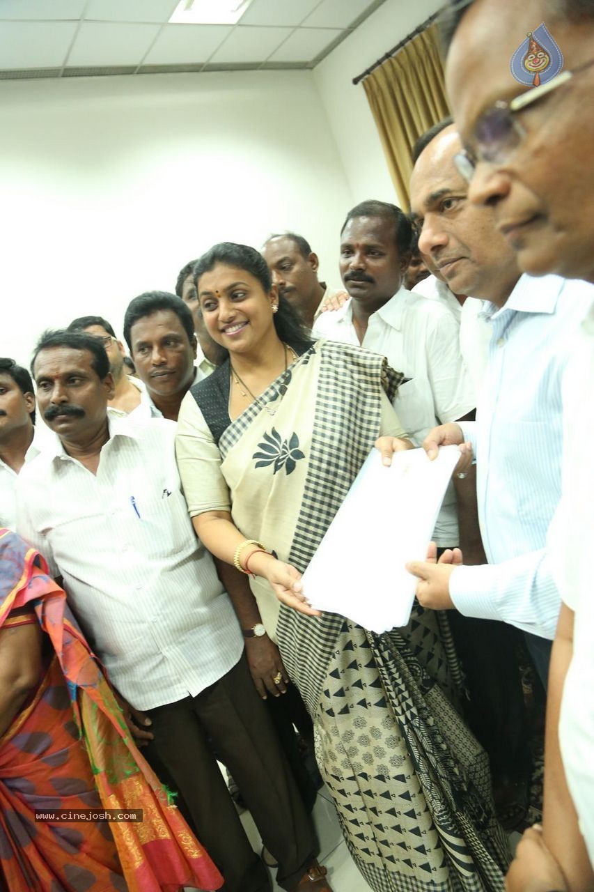 Roja Meets Southern Railway General Manager - 2 / 52 photos