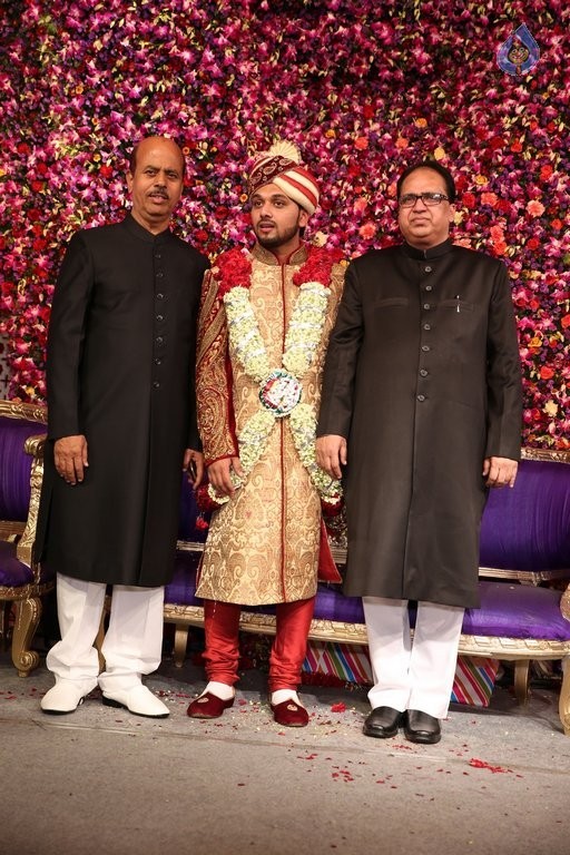 Saif Khalid Shareef Wedding Photos - 15 / 144 photos