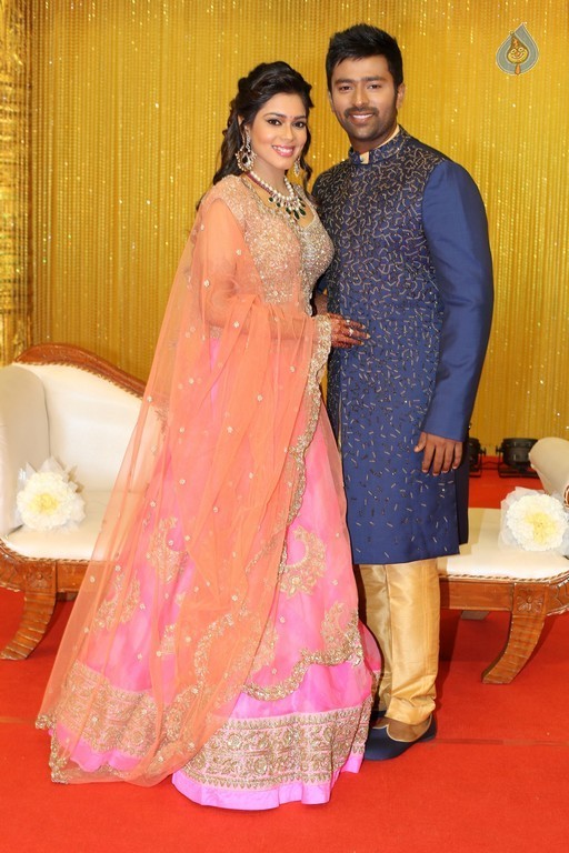Shanthnu - Keerthi Wedding Reception Photos - 17 / 29 photos