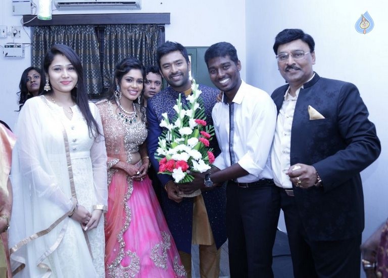 Shanthnu and Keerthi Wedding Reception Photos - 17 / 126 photos