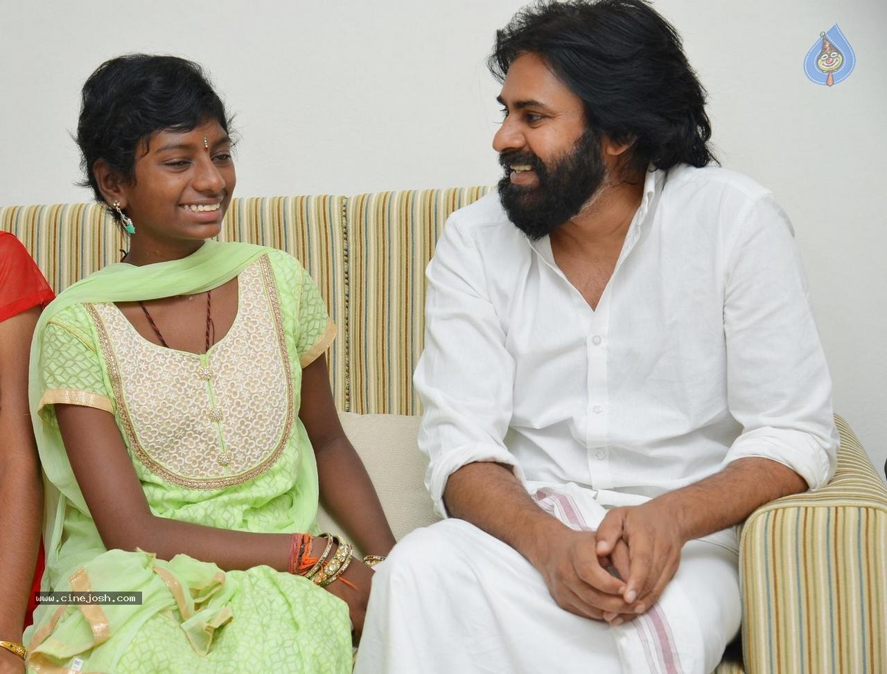 Srija Family Meets Pawan Kalyan - 3 / 19 photos