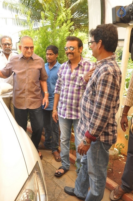 Super Star Krishna Meets Dadasaheb Phalke K Viswanath - 2 / 32 photos