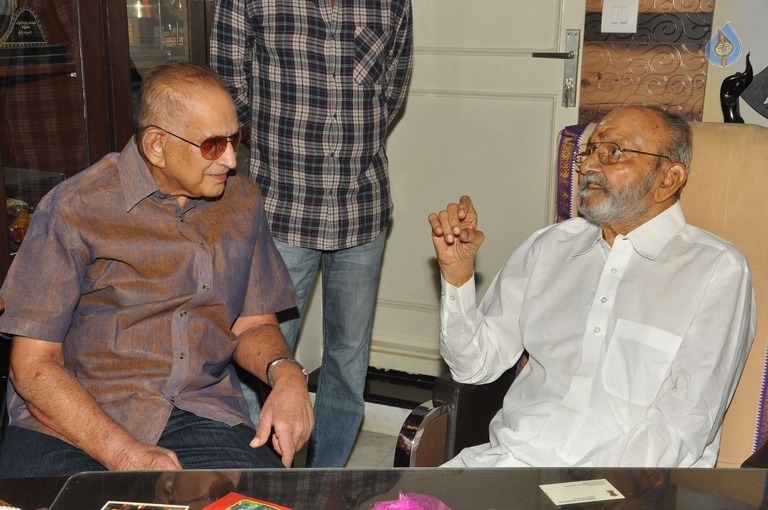 Super Star Krishna Meets Dadasaheb Phalke K Viswanath - 10 / 32 photos