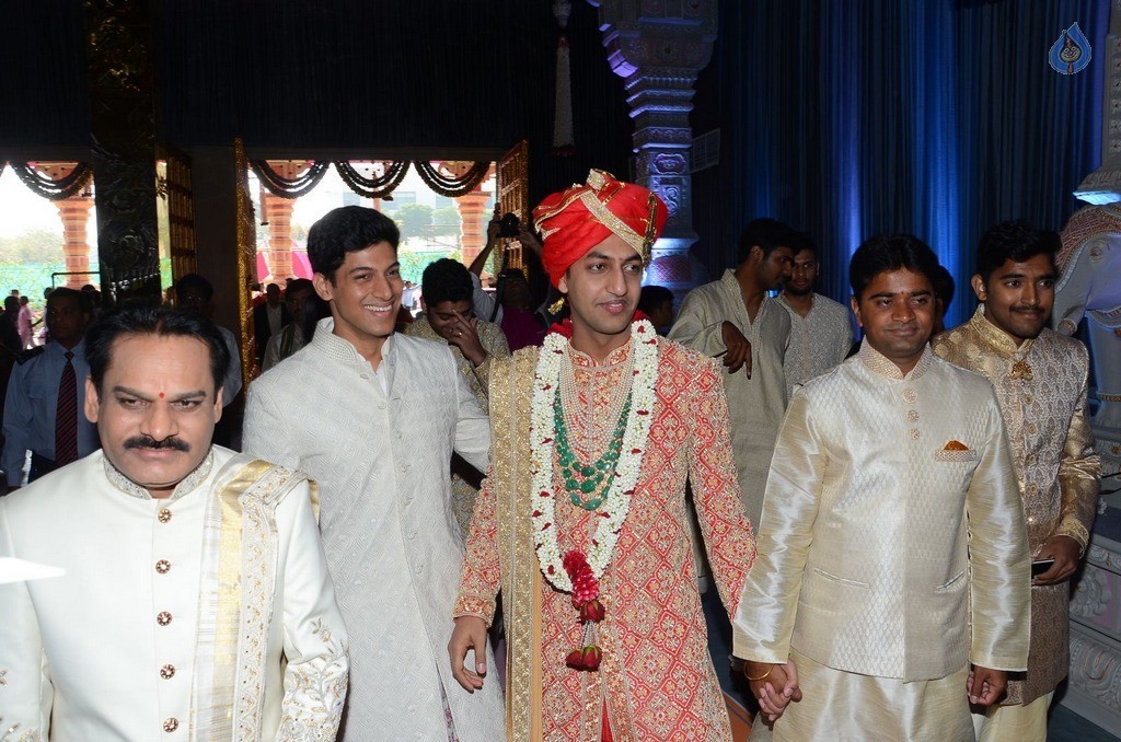 T. Subbarami Reddy Grandson Keshav Wedding Photos 2 - 42 / 100 photos