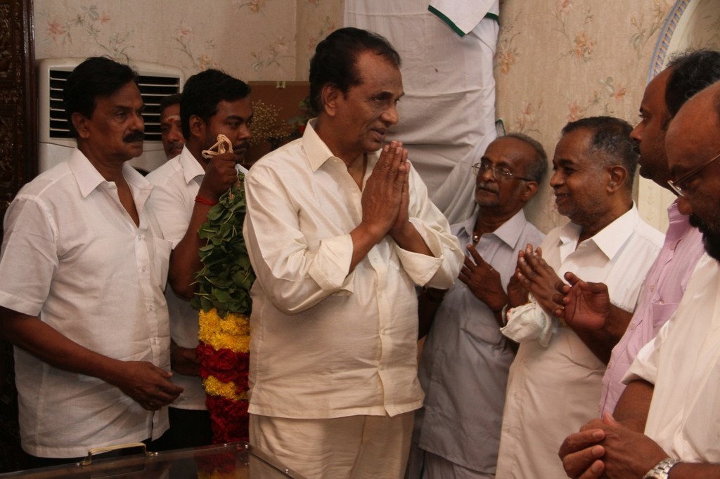 Tamil Director Ramanarayanan Condolences Photos - 15 / 151 photos