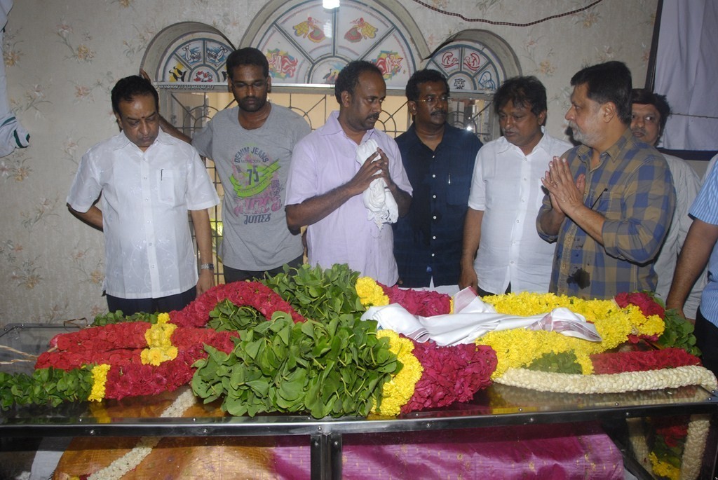 Tamil Director Ramanarayanan Condolences Photos 2 - 2 / 41 photos