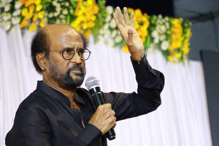 Tamil Film Industry Pays Homage To Kalaignar Karunanidhi - 19 / 20 photos