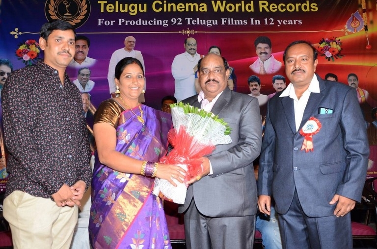 Telugu Cinema World Records Felicitation Press Meet - 16 / 42 photos