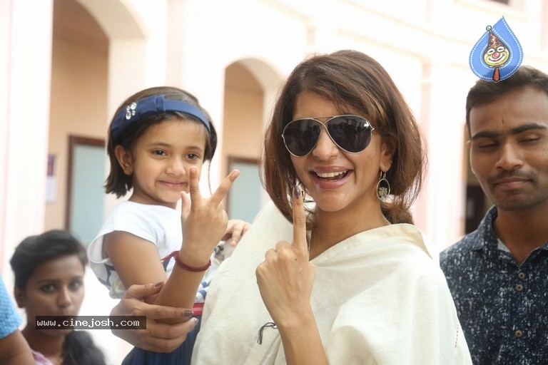 Tollywood Stars Cast their Votes 2018 - 30 / 103 photos