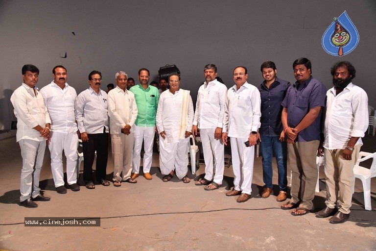 TTDP Leaders Meet Balakrishna On NTR Biopic Movie Sets - 6 / 6 photos