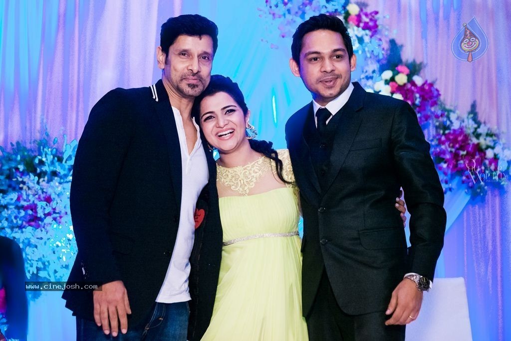 TV Anchor DD and Srikanth Wedding Reception - 17 / 25 photos