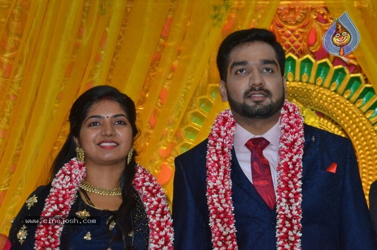 Vasu Vikram Daughter Sandhiya Wedding Reception Stills - 17 / 32 photos