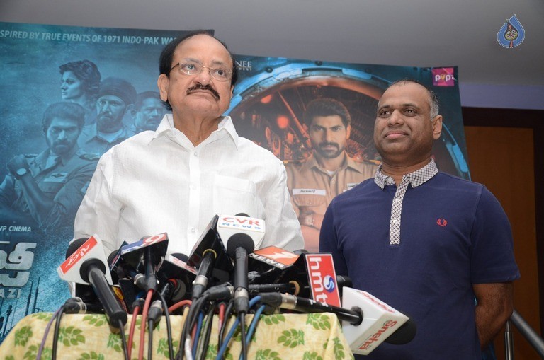 Venkaiah Naidu Watching Ghazi Movie - 16 / 42 photos