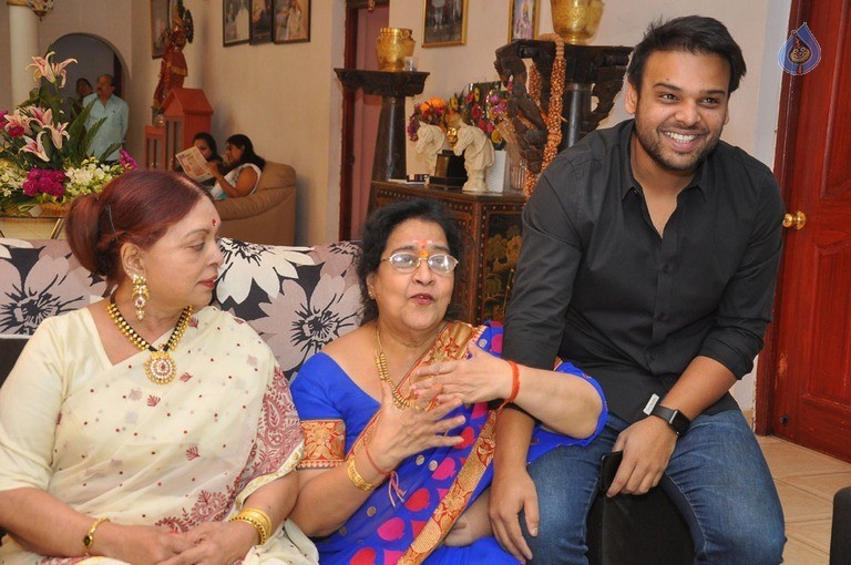 Vijaya Nirmala Birthday Celebrations - 21 / 42 photos