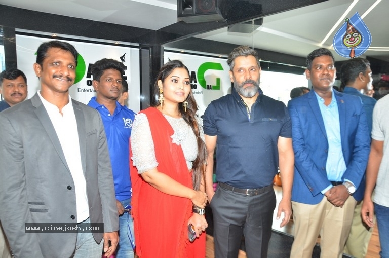 Vikram Launches Fitness Laboratory - 2 / 8 photos