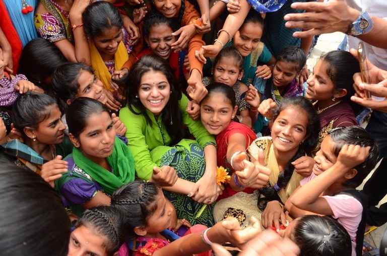 Yamini Bhaskar Birthday Celebrations - 8 / 19 photos