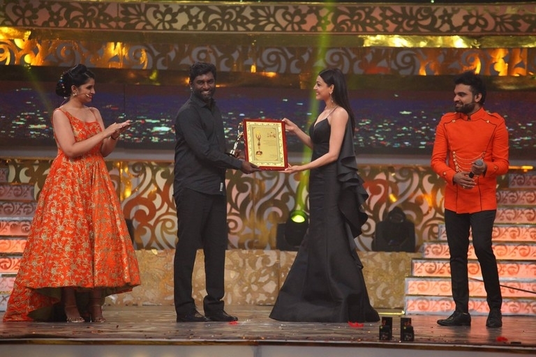Zee Telugu Golden Awards 2017 - 29 / 55 photos