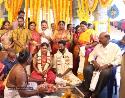 Actor Ramesh Thilak and Navalakshmi Wedding Photos - 5 of 9