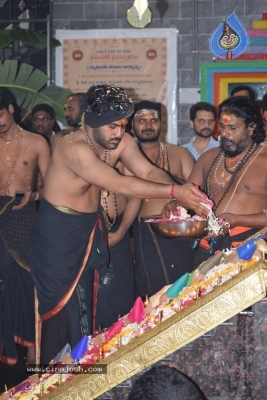 Actor Sharwanand Conduct Ayyappa Swamy Pooja At Film Nagar Temple - 5 of 20