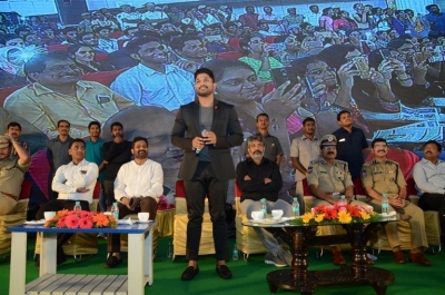 Allu Arjun and SS Rajamouli at Traffic Awareness Event - 54 of 81