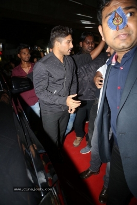 Allu Arjun Launches Buffalo Wild Wings Restaurant - 23 of 41