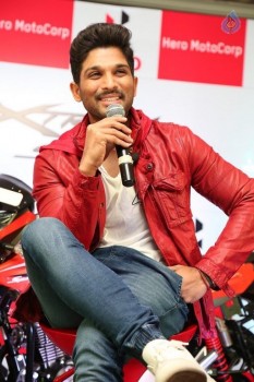 Allu Arjun Launches Hero Motocorp Bikes - 15 of 42