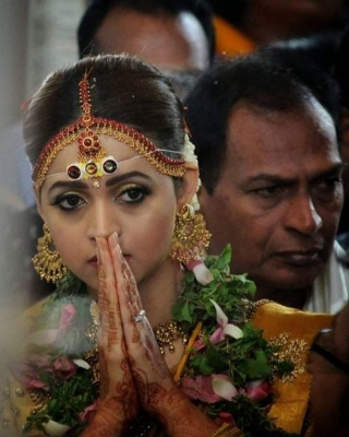 Bhavana Wedding Pics - 9 of 10