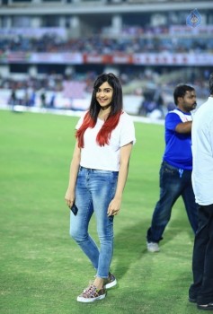 CCL 6 Telugu Warriors Vs Karnataka Bulldozers Match Photos - 33 of 63