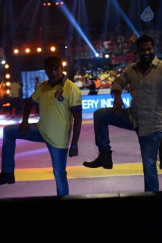 Celebrities at PRO Kabaddi Match - 1 of 48