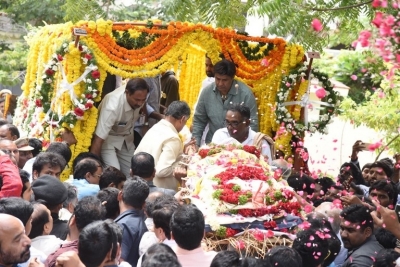 Celebrities Pay Homage To Nandamuri Harikrishna Set 8 - 9 of 51