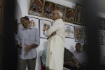 celebrities-pay-tributes-to-bapu
