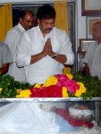 Celebrities Pay Tributes to Bapu - 4 of 17