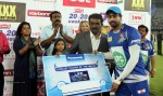 chennai-rhinos-vs-karnataka-bulldozers-match-photos