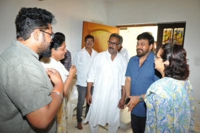 Chiranjeevi Visited Actor Banerjee House - 1 of 9