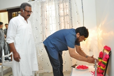 Chiranjeevi Visited Actor Banerjee House - 3 of 9