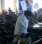 Chiru gets Rousing Reception at RGI Airport - 6 of 19