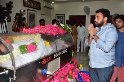 Dasari Narayana rao Condolences Photos 3 - 32 of 63