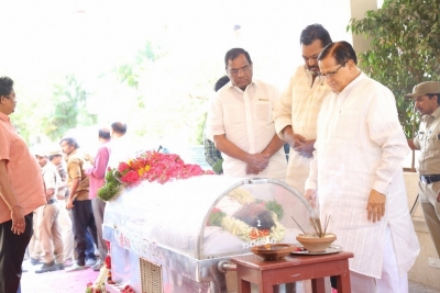 Dasari Narayana Rao Condolences Photos 4 - 52 of 83
