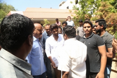 Dasari Narayana Rao Condolences Photos 5 - 105 of 127