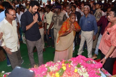 Dasari Narayana Rao Condolences Photos 6 - 11 of 63